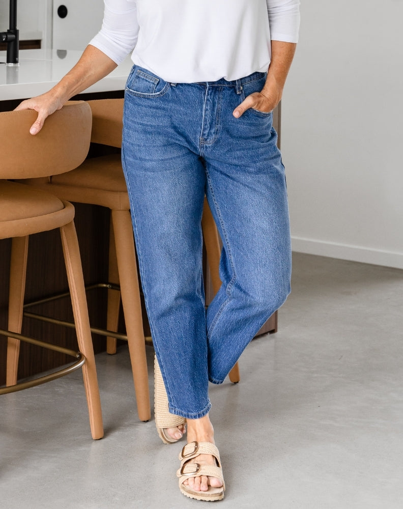 mom-jeans-blue-freez-clothing