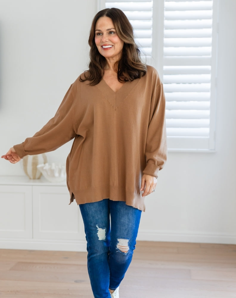 Angel-V-Neck-Knit-Beige-Front