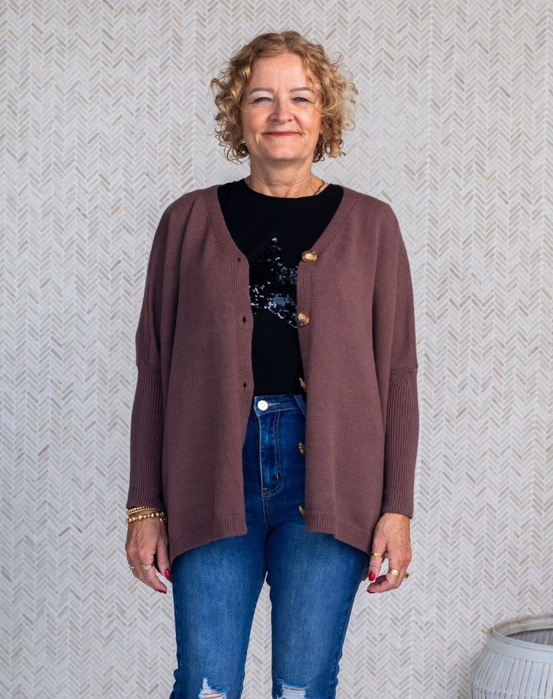 Chelsea_Knit_Chocolate_Open_Style