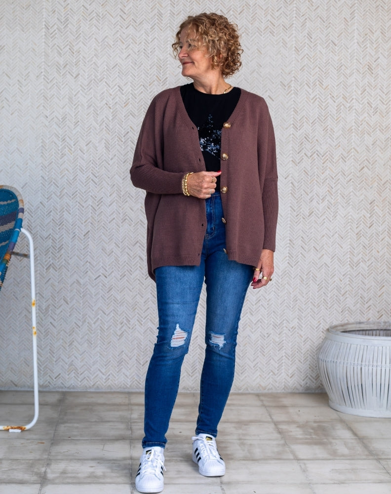 Chelsea_Knit_Chocolate_Open_Style_Front