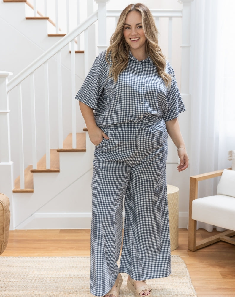 Lexie_Pants_Navy_Gingham_Set_Tucked