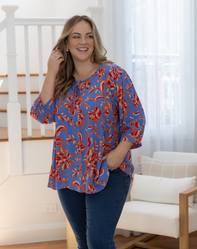 Noel_Top_Floral_Sleeve