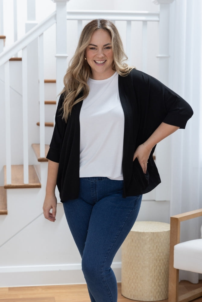 Slouch_Shrug_Black_Front_Hem