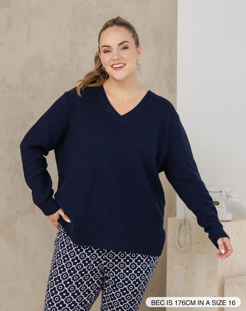 V Neck Maple Cotton Knit - Navy – Freez Clothing