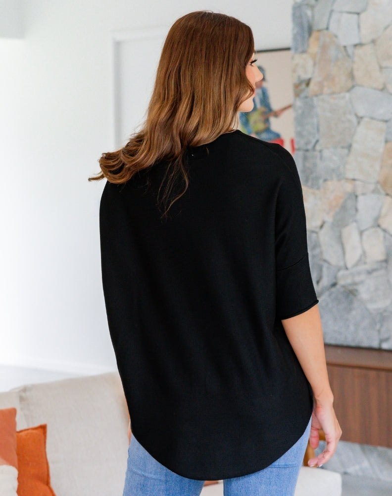 Batwing_Knit_Black_Back