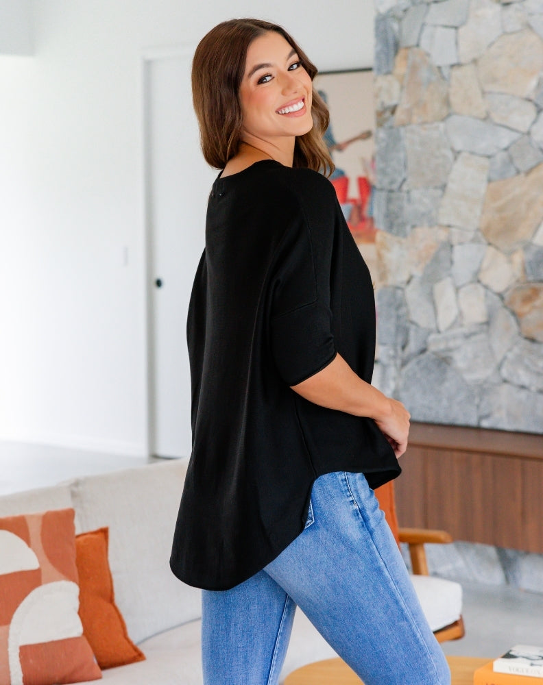 Batwing_Knit_Black_Back_Hem