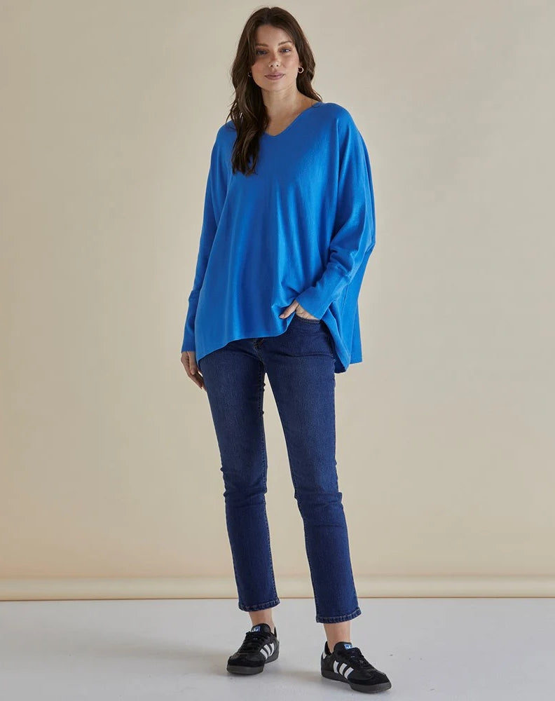 Betty-Basic-Destiny-Blue-Knit-Front