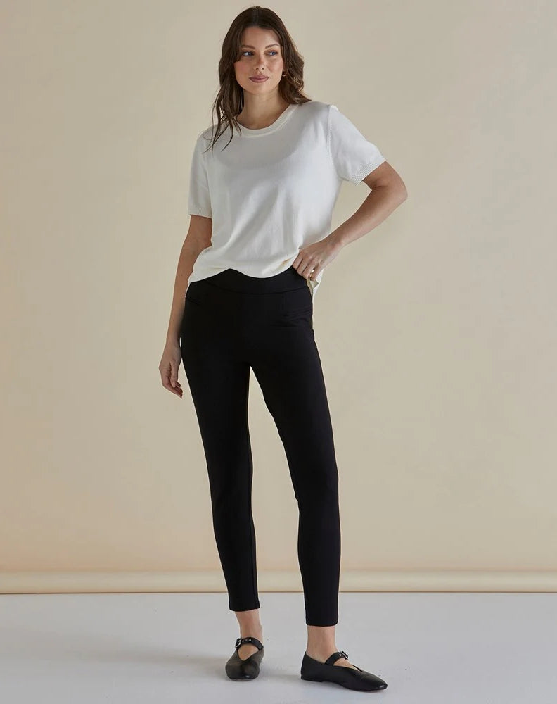 Betty-Basic-Gwen-Ponte-Leggings-Black