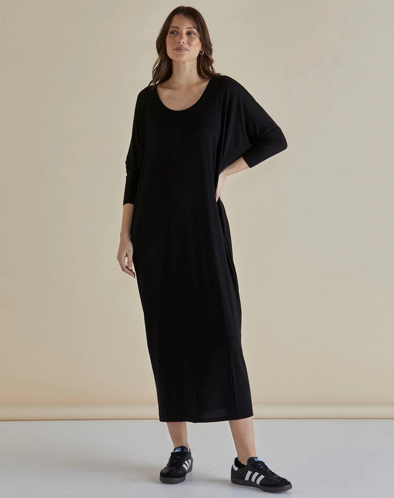 Betty-Basic-Melody-Dress-Black-Front