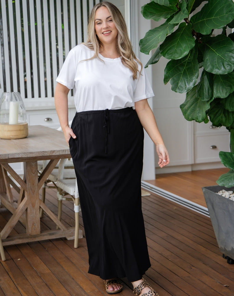 Bianca Bias Skirt - Black – Freez Clothing