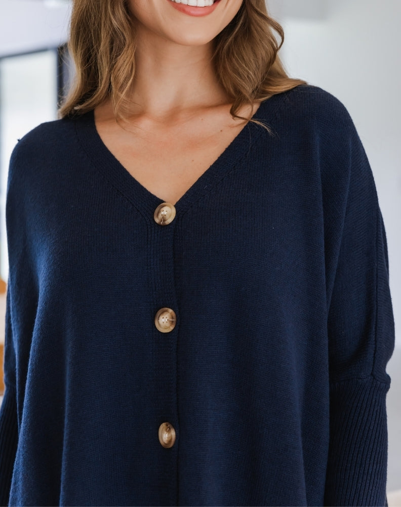 Chelsea_Knit_Navy_Buttons