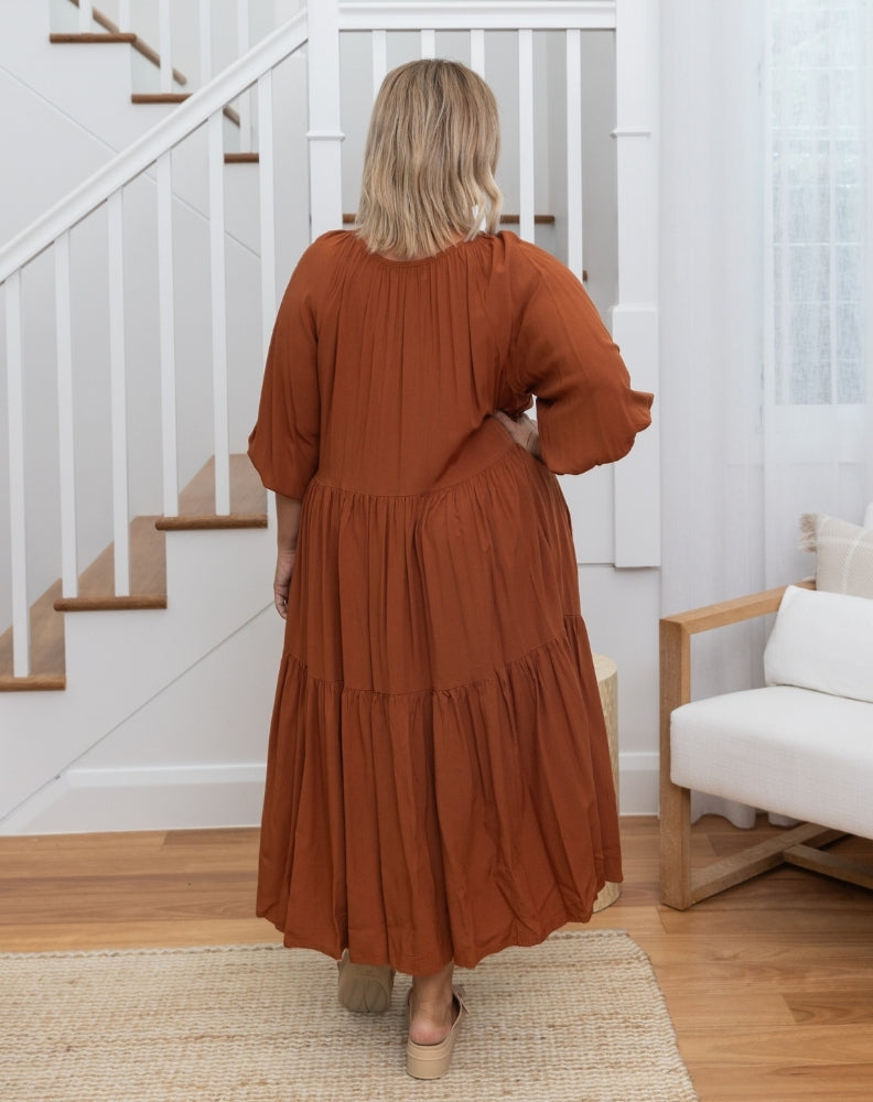 Jackson Midi Dress - Tan – Freez Clothing