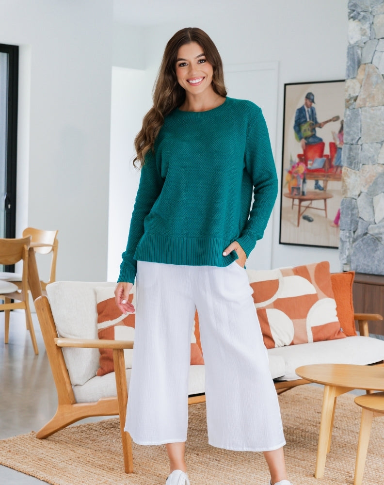 Maple_Knit_Teal_Styled_White_Pants